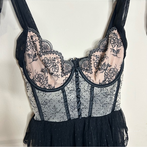 FOR LOVE & LEMONS Freya Slip Black Corset Tulle Dress - Picture 4 of 10